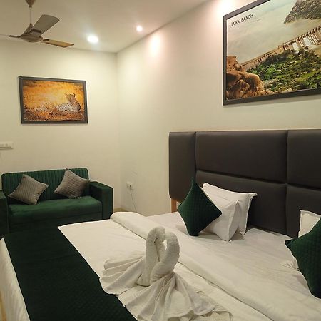 Sun Stone Hotel&Club - Jawai Sheoganj Extérieur photo