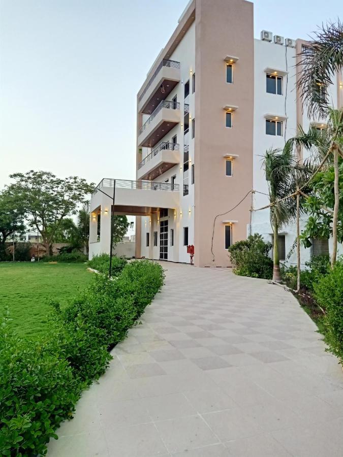 Sun Stone Hotel&Club - Jawai Sheoganj Extérieur photo