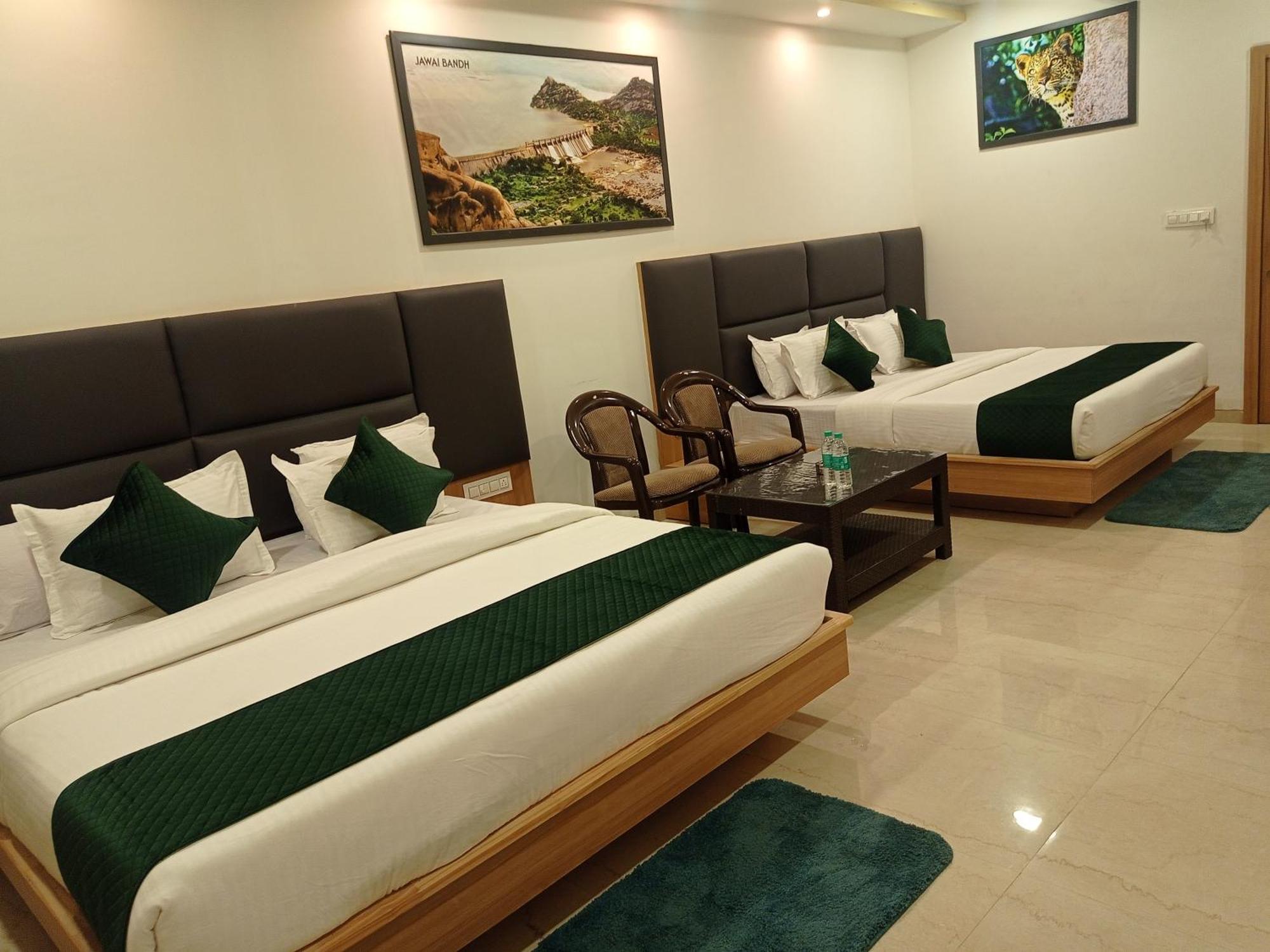 Sun Stone Hotel&Club - Jawai Sheoganj Extérieur photo