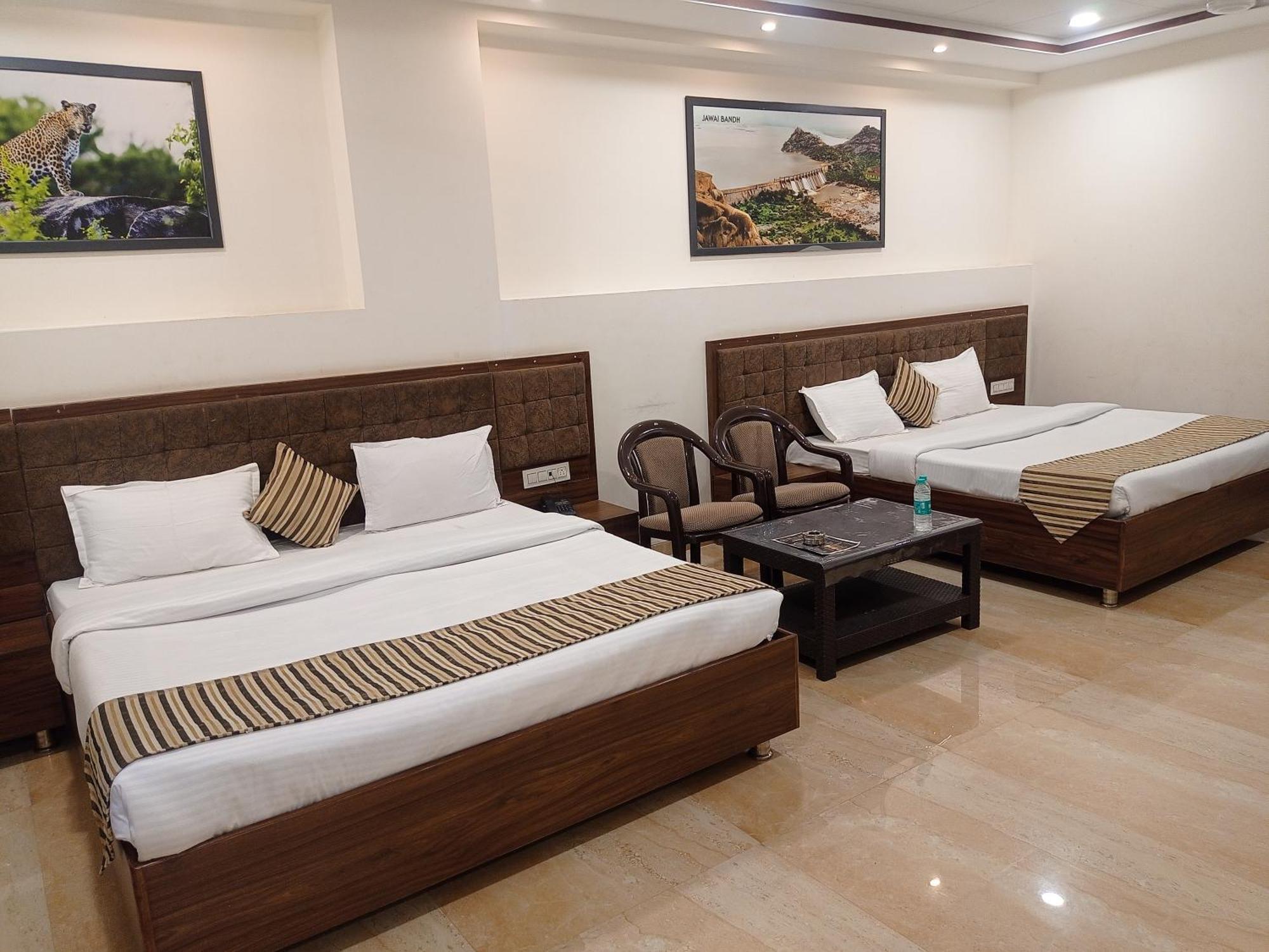 Sun Stone Hotel&Club - Jawai Sheoganj Extérieur photo