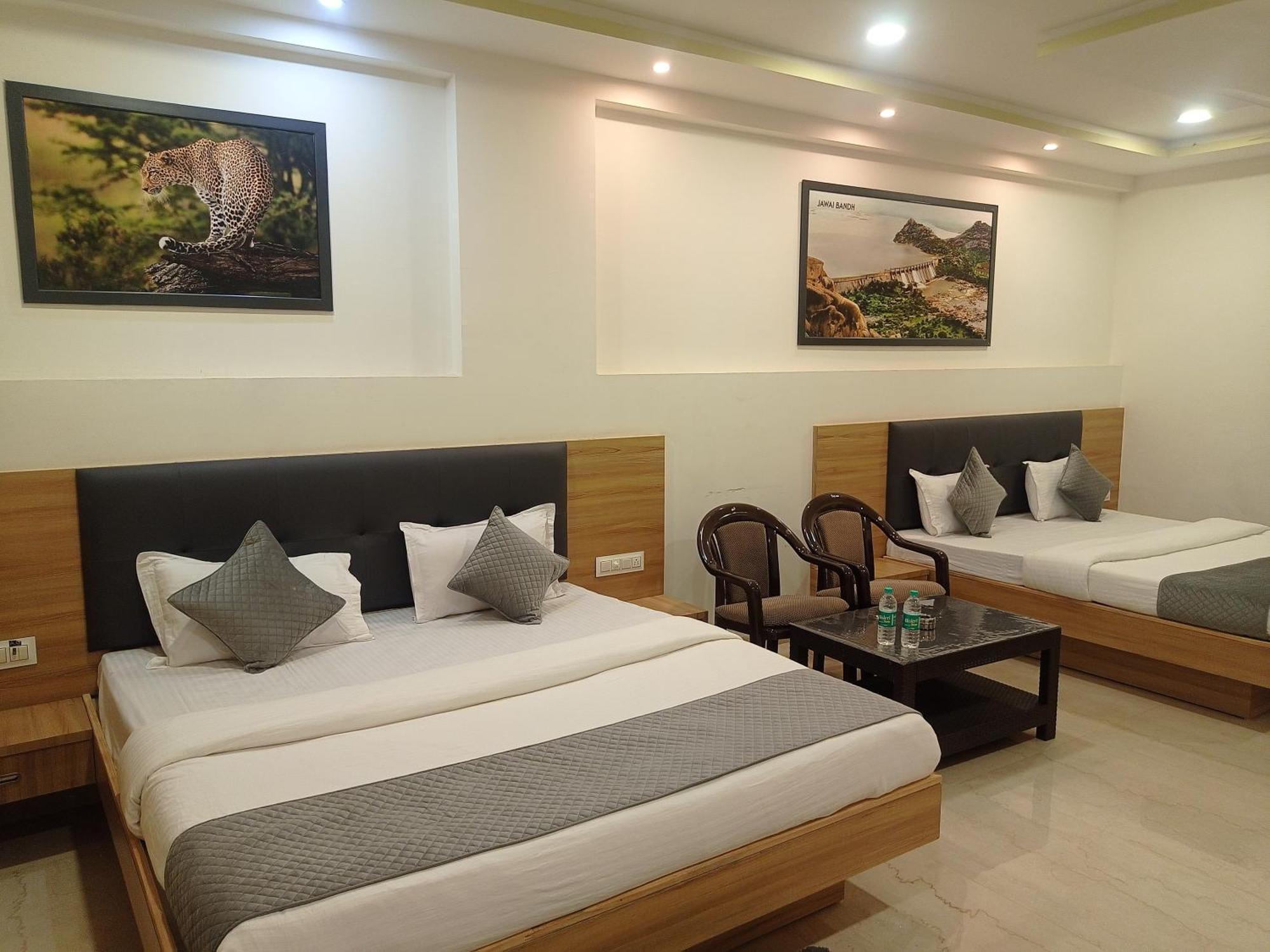 Sun Stone Hotel&Club - Jawai Sheoganj Extérieur photo