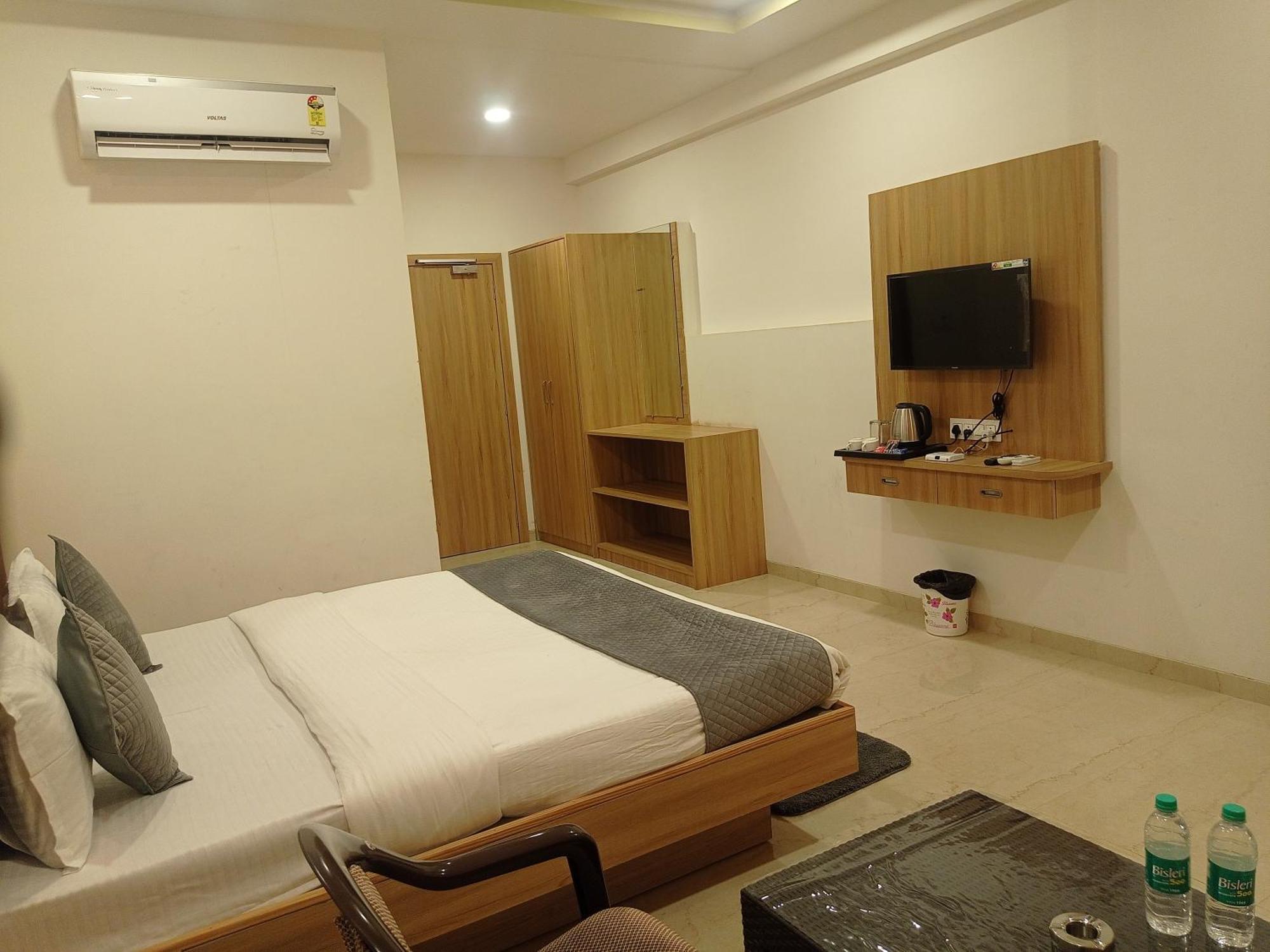Sun Stone Hotel&Club - Jawai Sheoganj Extérieur photo