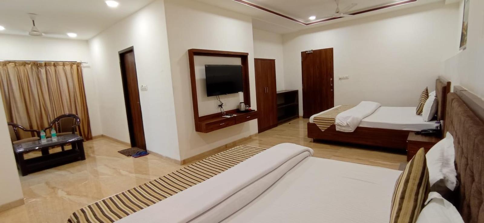 Sun Stone Hotel&Club - Jawai Sheoganj Extérieur photo