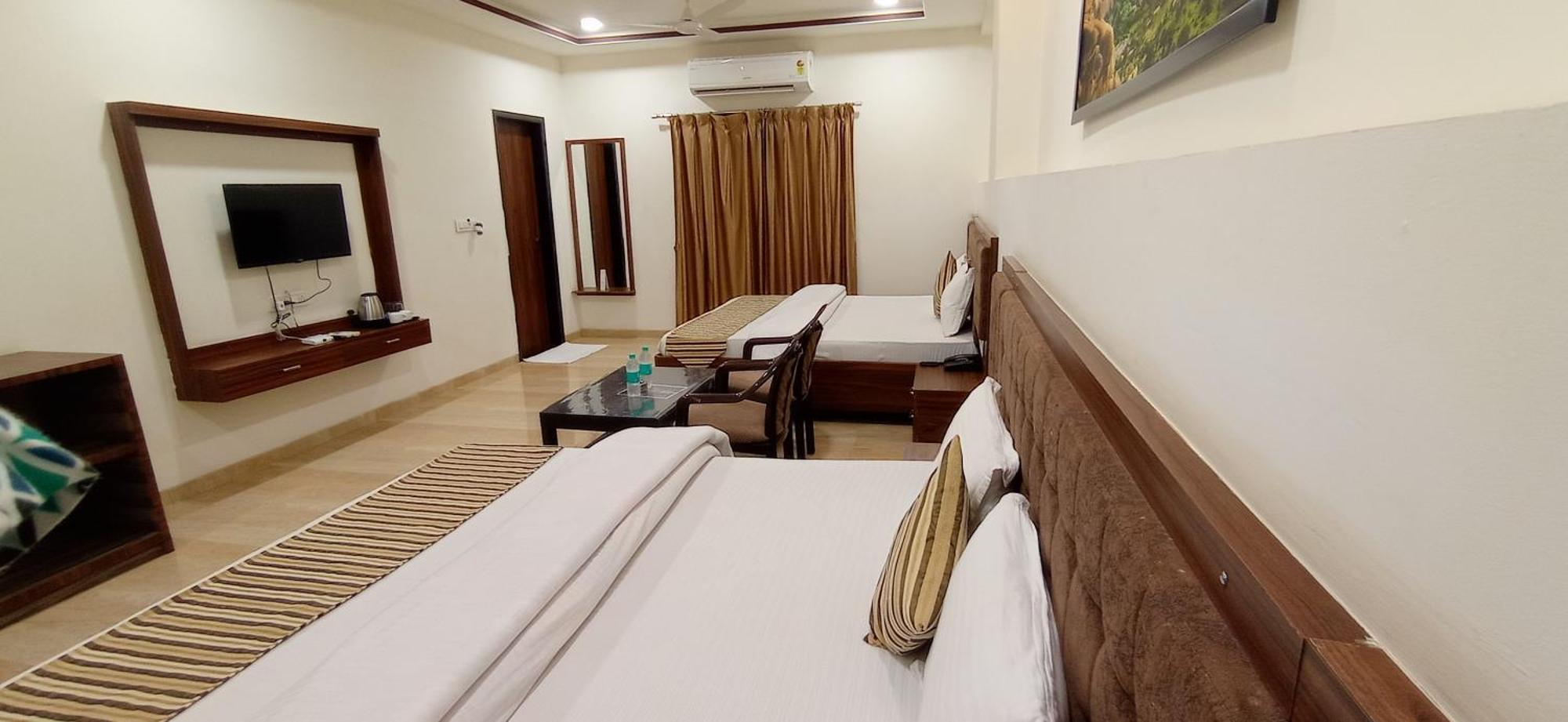 Sun Stone Hotel&Club - Jawai Sheoganj Extérieur photo