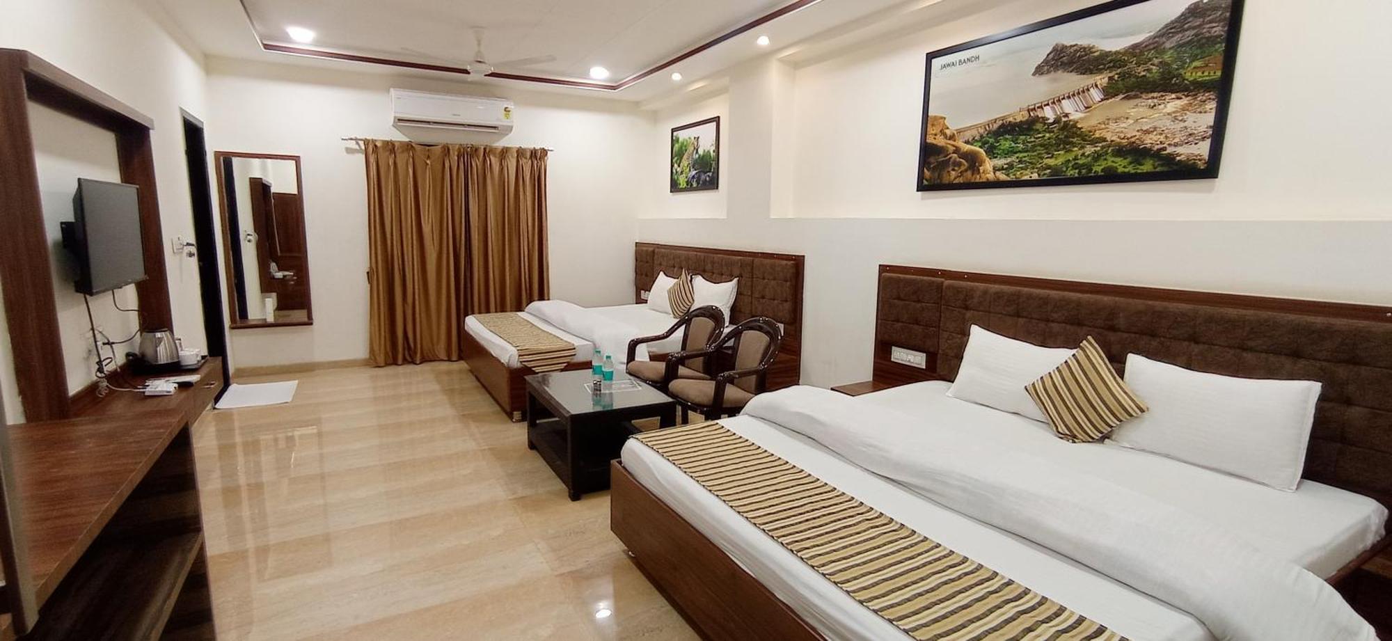 Sun Stone Hotel&Club - Jawai Sheoganj Extérieur photo
